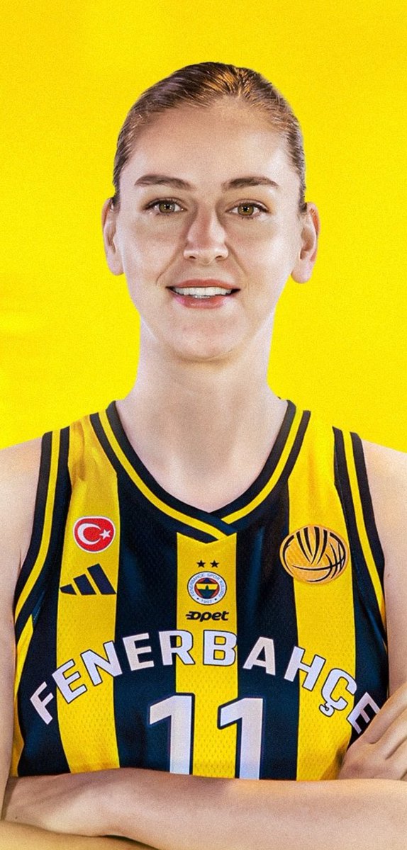 ʀᴏᴏᴋɪᴇ 👻 tweet media