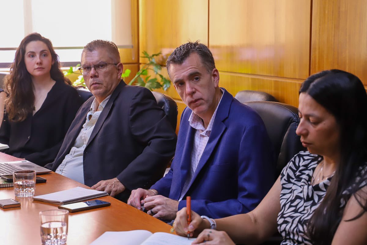 Esteban Valenzuela Van Treek tweet media