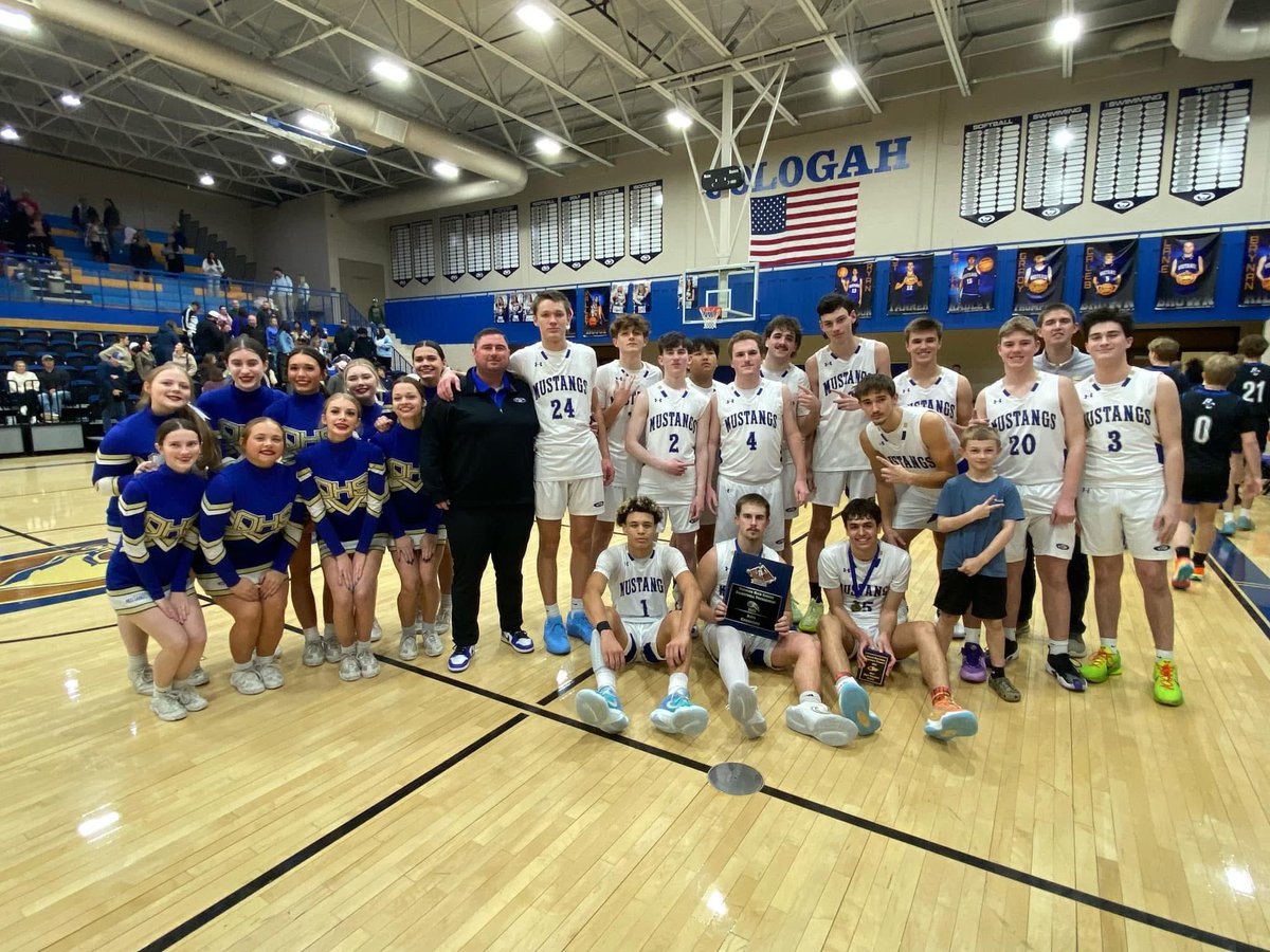 Love this squad to death! By far my favorite and most memorable year of high school basketball. 

So far this year: 

RCB Winter Invitational Champions. Took down #8 Rejoice Christian. 

2025 Pryor Invitational Consolation Champions. 

12-5 record. 
<a href="/OologahBall/">Oologah Basketball</a> 🐎
#MakingHistory