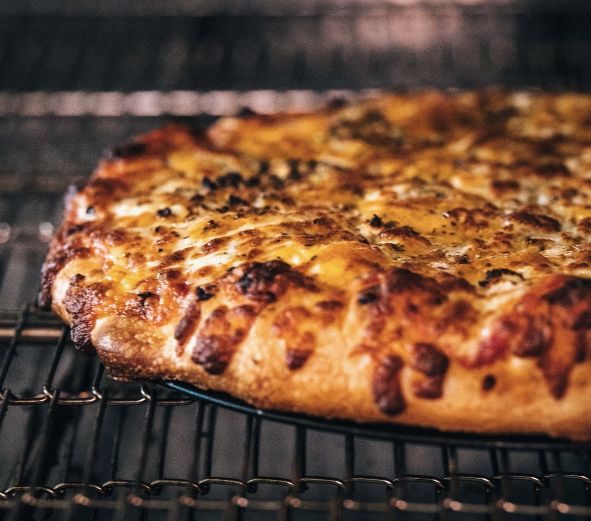 Buckys West Coast Pizzeria tweet media