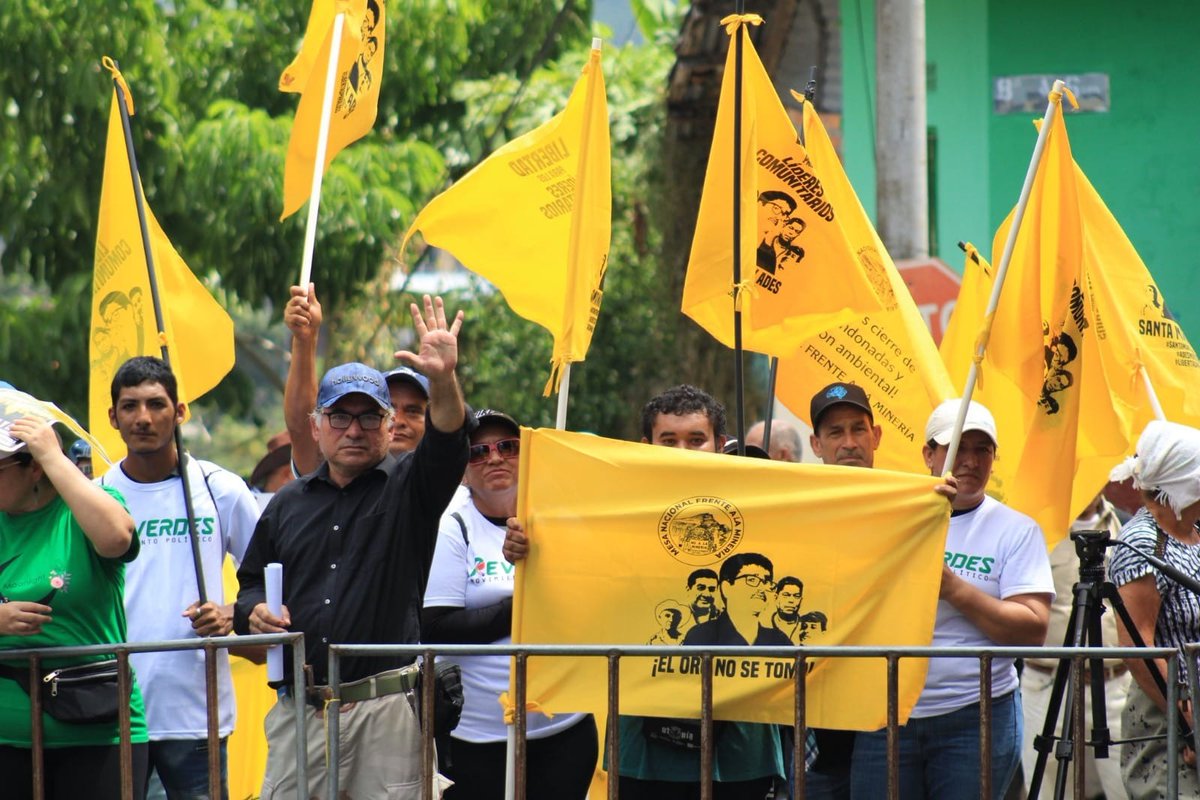 arpassv's tweet photo. #NoMinería| La comunidad Santa Marta denuncian un creciente acoso, hostigamiento y persecución. Además advierten que más líderes comunitarios podrían ser capturados. https://t.co/nJwYS7ocXM