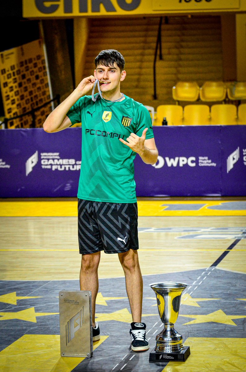 PEÑAROL | e-Sports tweet media