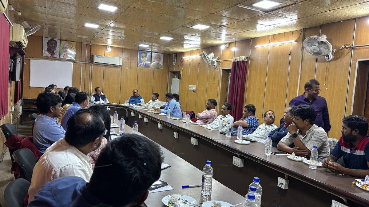 TalcherArea_MCL's tweet photo. Talcher Area Joint Consultative Committee was organised to discuss the organising of Company level First Aid Competition and Table Tennis Tournament.
@mahanadicoal https://t.co/L2v8rLhZ8s