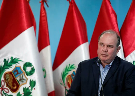 La caviarada está desesperada por el creciente y sostenido respaldo que está recibiendo <a href="/rlopezaliaga1/">Rafael López Aliaga</a> dentro y fuera de Lima. Su visita a EE.UU. para la toma de Trump lo ha posicionado como un líder político relevante en Hispanoamérica y la avalancha de obras emblemáticas que se