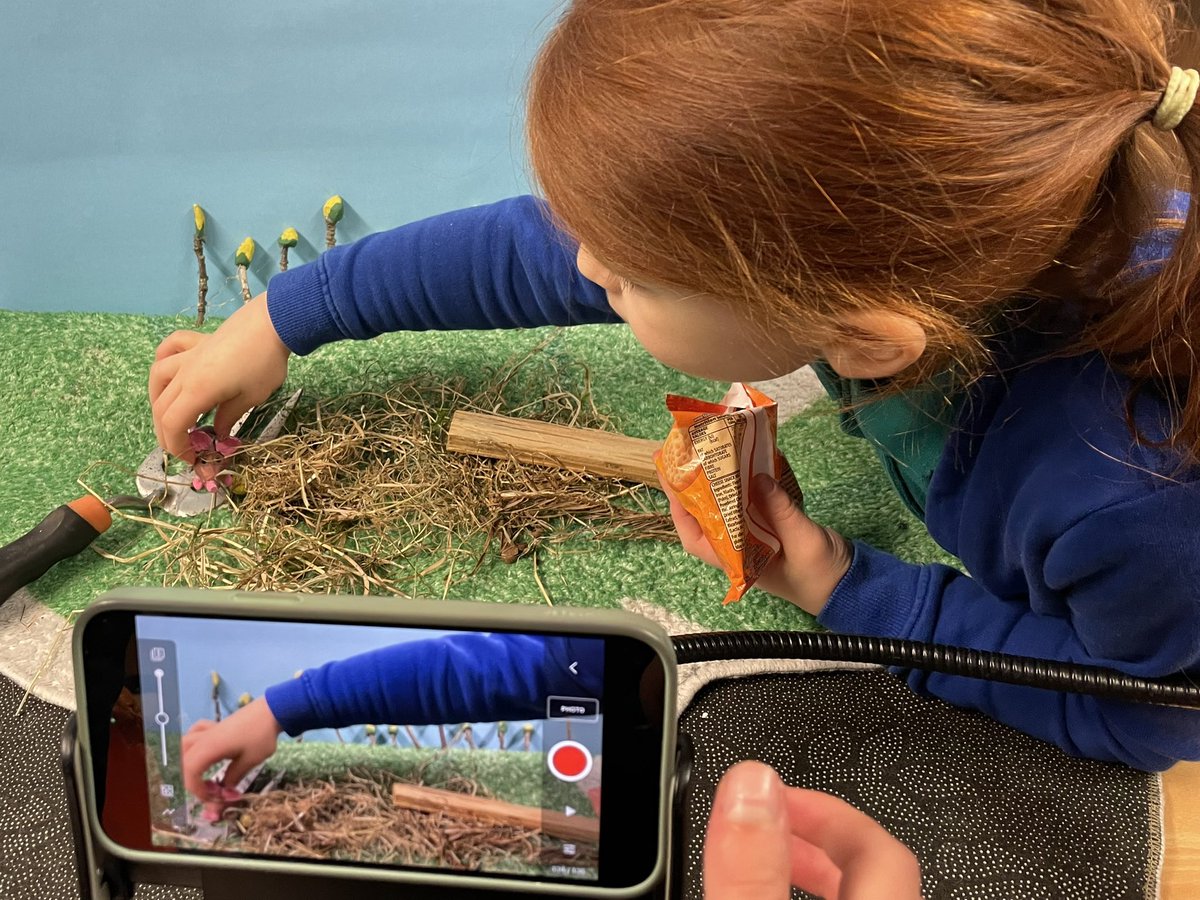 lussprimary's tweet image. We’re well on our way to premiering our animated adaptation of Rabbie Burns’ ‘To a Mouse’. From Scots translation to storyboarding, character model making to set design, we’ve just got editing and sound to go… @abdigilearn @ArgyllButeSTEM
