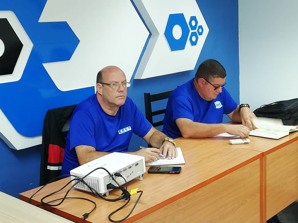 ferrocarrilcuba's tweet photo. En la Oficina Central de la #EREF, de @ferrocarrilcuba, se efectúa la lectura de las indicaciones para la organización del ejercicio de la #AltaFizcalizaciónMitrans,  y la convocatoria a los trabajadores para la participación en la #MarchaDeLasAntorchas https://t.co/3oXtNAPlT9