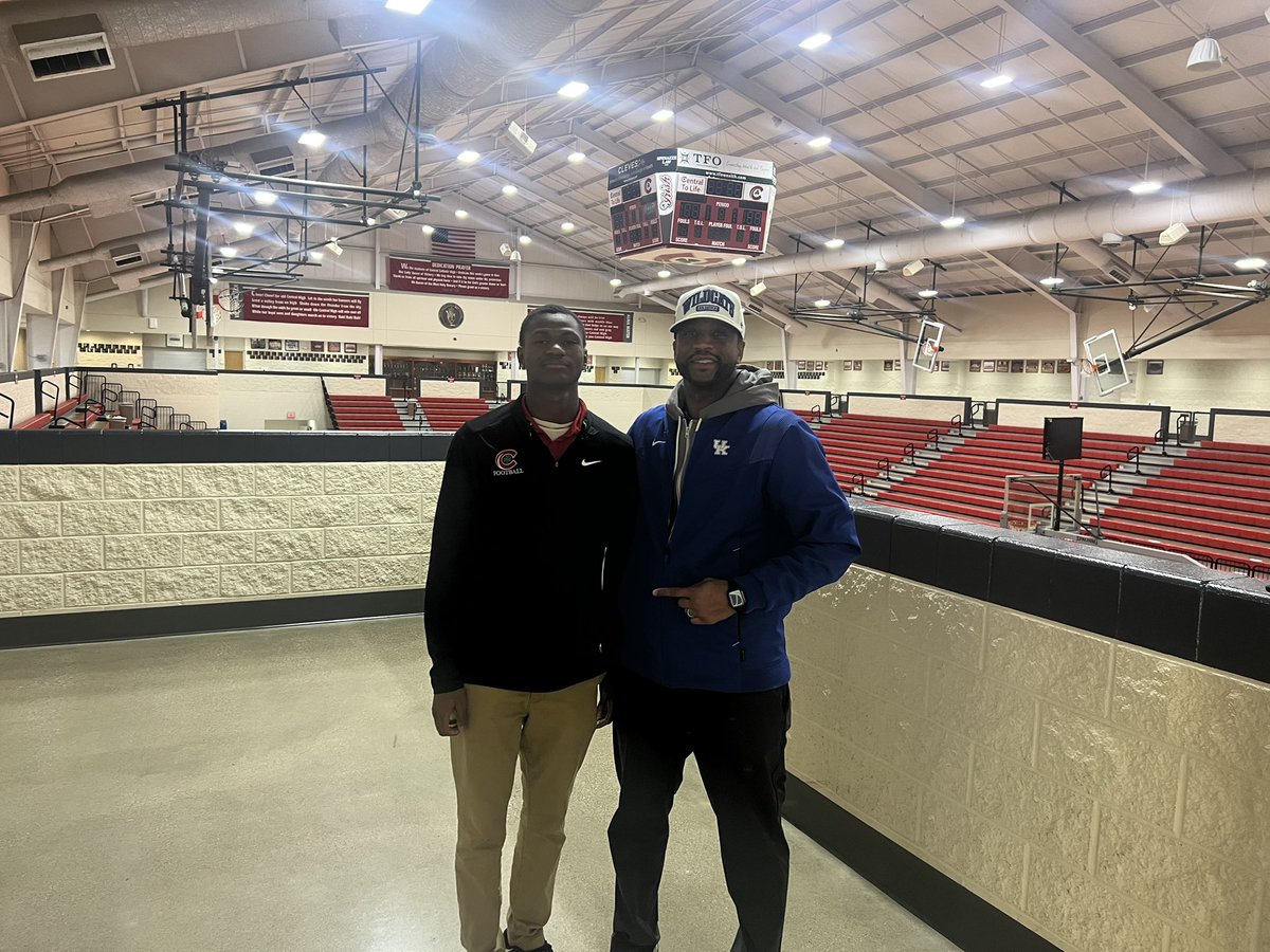 Thanks for coming to see me <a href="/CoachC_Collins/">Chris Collins</a> !!

<a href="/UKFootball/">Kentucky Football</a>