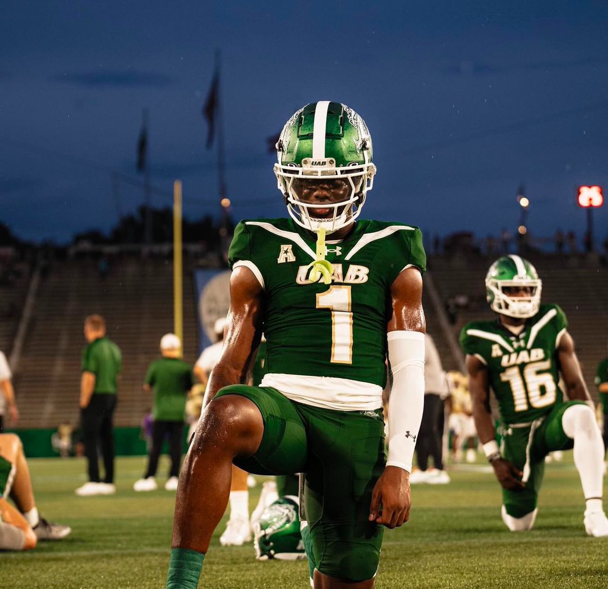 Elijah Malone (@elimalone2027) on Twitter photo After a great conversation with <a href="/Coach_Jones_1/">John Jones</a> I am extremely blessed to receive my first offer from UAB!!! <a href="/GCoastAthletics/">Gulf Coast Athletics</a> <a href="/GSHSDolphins/">Gulf Shores High School Football</a> <a href="/B_Heard24/">Coach Brad Heard</a> <a href="/Coach_Edenfield/">Kenny Edenfield</a> <a href="/CoachRettFiles/">Rett Files</a> <a href="/Coach_Zyshon/">Coach Zy</a> After a great conversation with <a href="/Coach_Jones_1/">John Jones</a> I am extremely blessed to receive my first offer from UAB!!! <a href="/GCoastAthletics/">Gulf Coast Athletics</a> <a href="/GSHSDolphins/">Gulf Shores High School Football</a> <a href="/B_Heard24/">Coach Brad Heard</a> <a href="/Coach_Edenfield/">Kenny Edenfield</a> <a href="/CoachRettFiles/">Rett Files</a> <a href="/Coach_Zyshon/">Coach Zy</a>