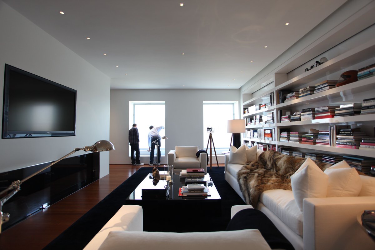 NR_works's tweet image. Checking out the view is one of our favorite things to do!

#NYCApartmentViews #CityscapeLiving #ManhattanViews #NYCPenthouse #SkylineDreams #BigAppleLiving #UrbanOasis #ApartmentGoals #CityViewGoals #NYCViews #LuxuryLivingNYC #CityLivingNYC #NYCHighRise #DreamApartmentNYC