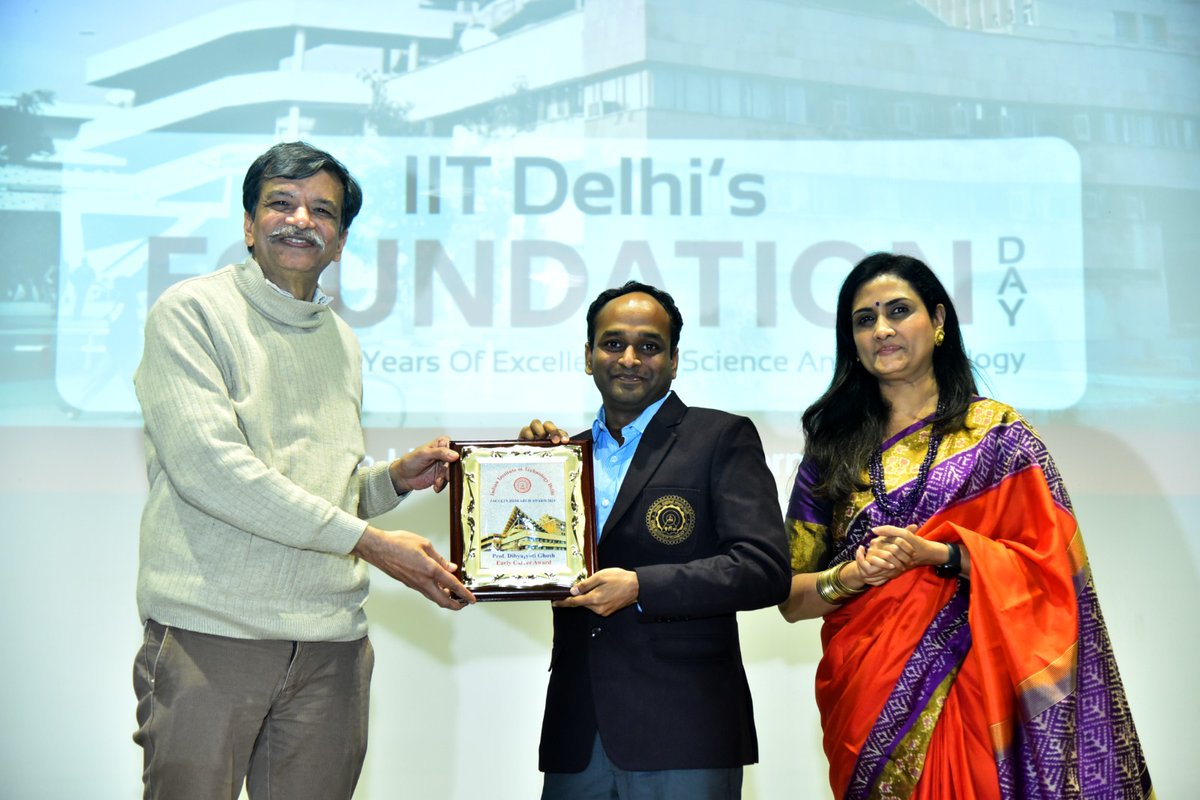dibyajyoti1988's tweet photo. Honored to have received "Early Career Award 2024" at @iitdelhi. This achievement is a reflection of the unwavering support from my past and present students in @CDFM_IITD, colleagues, family and friends. @Chemistry_iitd #DMSE https://t.co/i0v76XDZBX