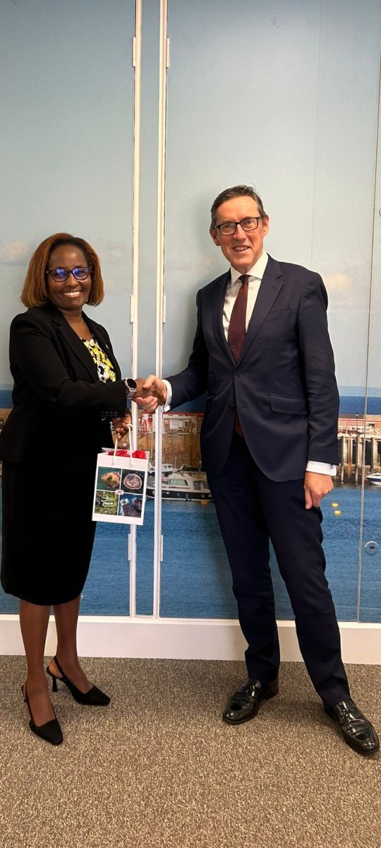 GlobalJerseyCI's tweet photo. Positive meetings with Ambassadors from Kuwait, Kenya &amp; Qatar today.

Discussions included: 

➡️Reducing barriers to business
➡️ Jersey’s participation in UK-GCC Free Trade Agreement
➡️ Promoting our position as a reliable global partner

https://t.co/h9kLCjM8kg
@KUWAITEMBASSYUK https://t.co/yaOUUqcRQU
