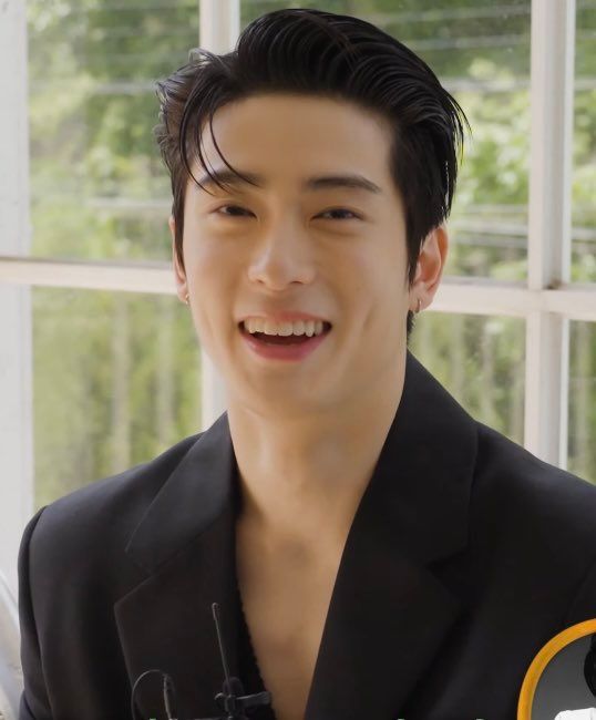 hourlyjaeh's tweet image. #JAEHYUN #재현 #ジェヒョン