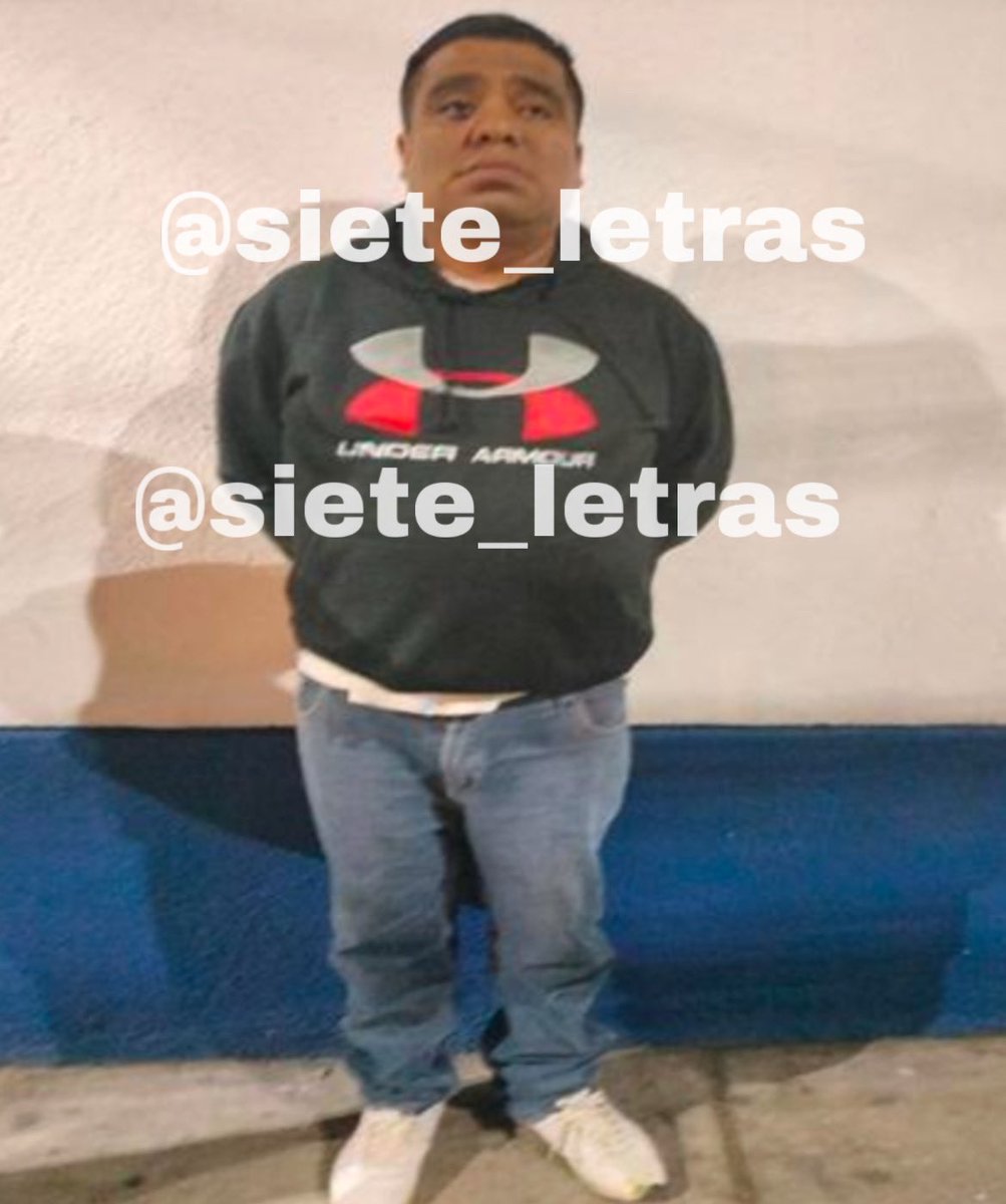 siete_letras's tweet photo. Mata a su ex cuñado que defendía a su hermana:

Luis Hernández llegó ebrio a gritarle desde la calle a su ex, en @XochimilcoAl. Llegó el hermano de ella, enfermero del ISSSSTE y se liaron a golpes. 

Luis sacó un arma y baleó a César Díaz. @SSC_CDMX detuvo al homicida. https://t.co/3GCRCNr8p7