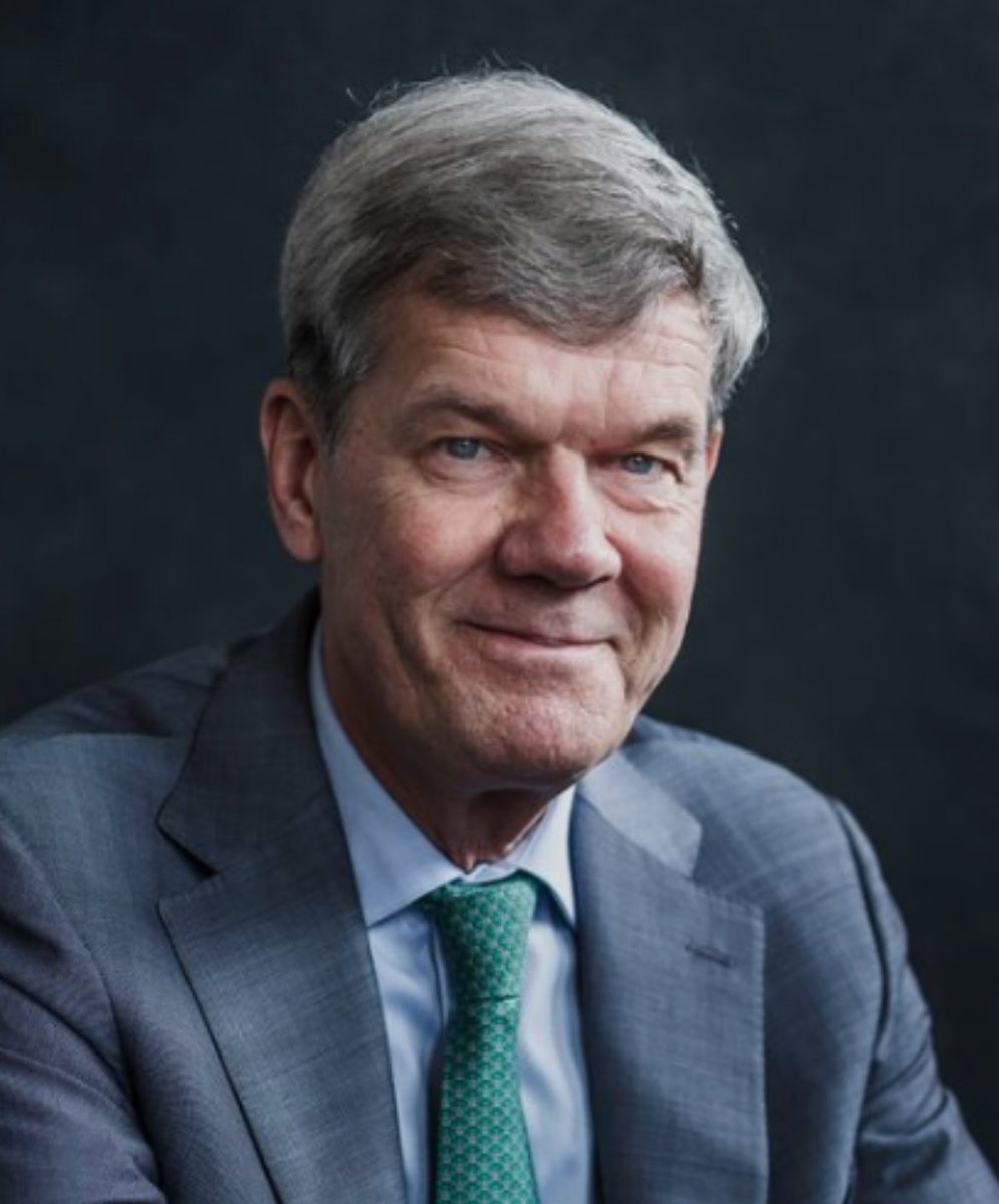 PeterMiltenburg's tweet photo. Linkse klootzak die met zijn ‘sovjetkop’ mij een ommetje wil laten maken langs de Gall&Gall!
@albertheijn
#DickBoer
@wef https://t.co/AecRBe1uHG