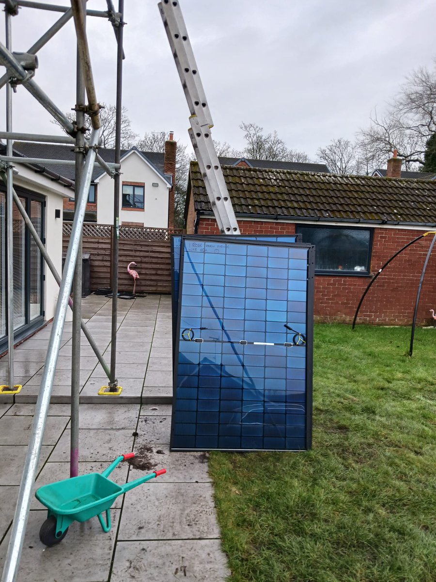 DJWard23's tweet photo. @FPS_2_OwlBabies Max wanted you to see the progress of his solar panels https://t.co/Pu2JQQyMWU
