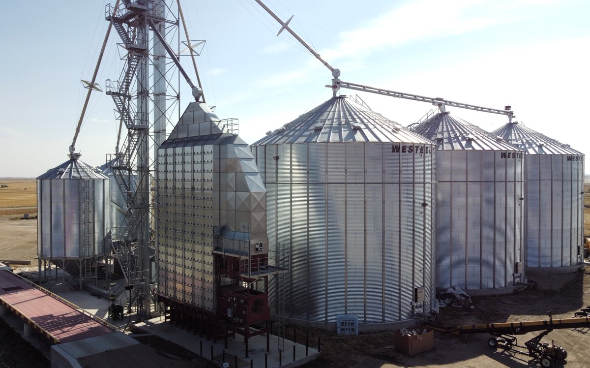 Winter booking is still in full swing, take advantage of our aggressive pricing for early builds!  We're ready to help you plan for your farm's future! 
wallgrain.com/contact
<a href="/MathewsCompany/">Mathews Company</a> <a href="/RadGrainSystems/">RAD Équipements Inc.</a>  <a href="/AgGrowthIntl/">AGI</a> 
#wallgrain #grainhandling #grainbins #graindryers