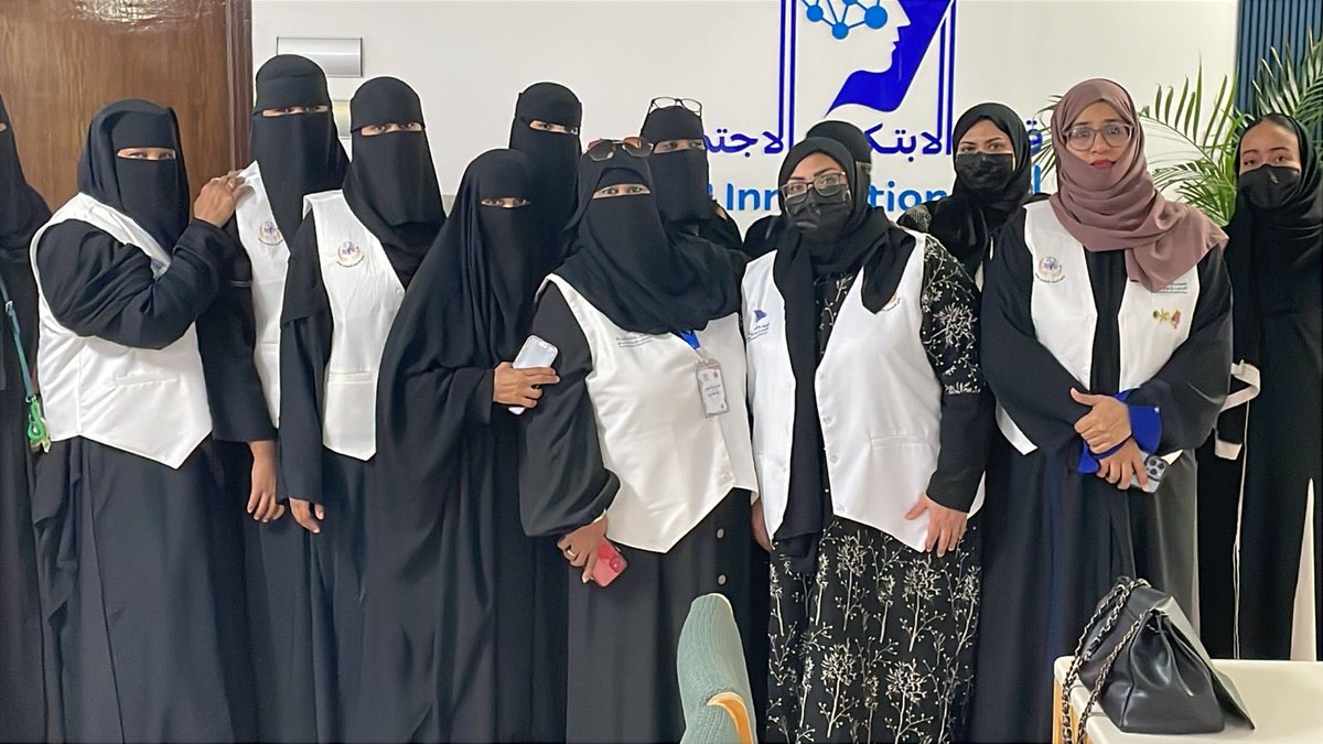 VCRCY's tweet photo. 💥#يحدث_الآن 
نادي الاحسان التطوعي المعتمد لدى مركز التطوع #الهيئة_الملكية_ينبع لخدمة كبار السن بقيادة الاستاذ / خالد دباغ يعقد اجتماعه الأول لعام 2025 تم خلاله اعتماد خطة البرامج ومناقشة خطوات تنفيذ برامج شهر رمضان المبارك. https://t.co/CiOKtgp1Yo