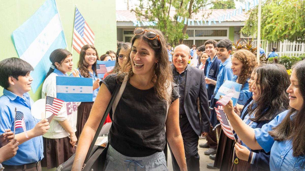 K-12 educators and administrators, expand your knowledge through #Fulbright Teacher Exchanges! Take your expertise overseas and bring global perspectives back to your community. Opportunities in Brazil, India, Mexico, Morocco, Taiwan, Vietnam, and more.

Apply by Feb. 17 for