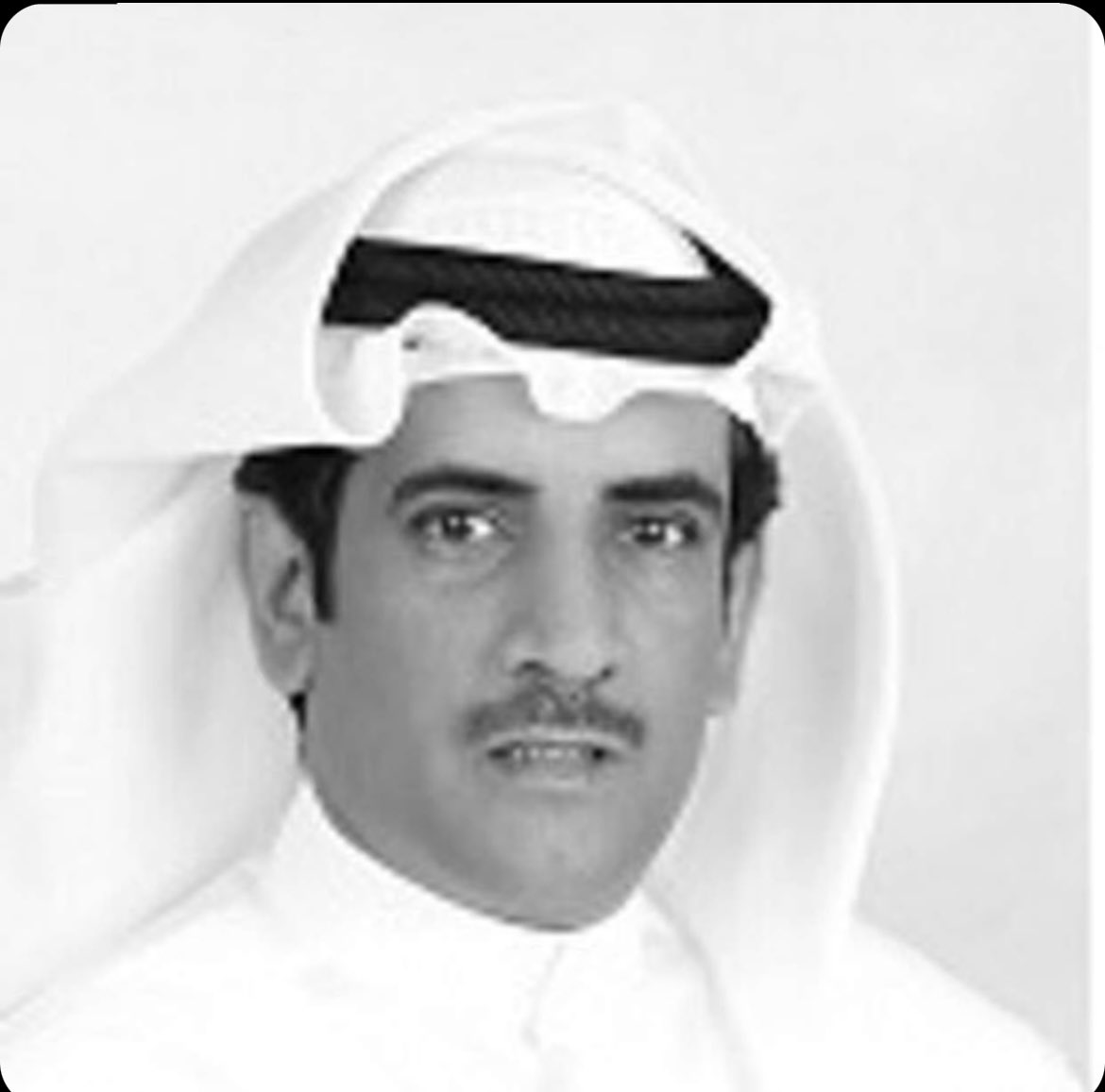 إنا لله وإنا اليه راجعون 
اللهم ارحمه واغفرله وثبته عند السؤال 
..

ماقول انا الشعر لكني اقول ان ذهبت
بيذكر الشعر بالنسيان من غاب له 

#سعد_الحريص