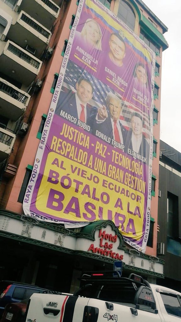 sybelmartinez's tweet photo. 🔴 Sí, hay que cerrar no más la Lanfor 😔 https://t.co/Mv1AoX732l