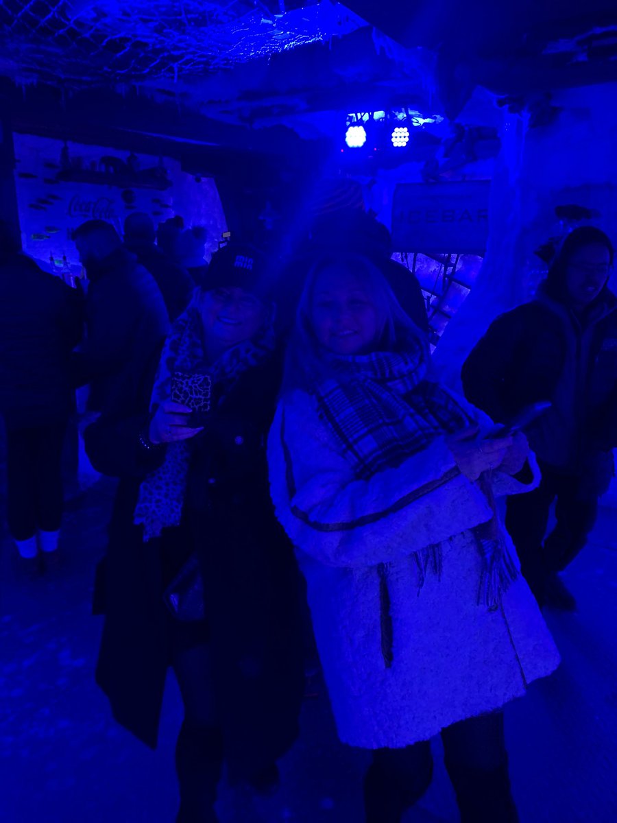 Darren Jones tweet media