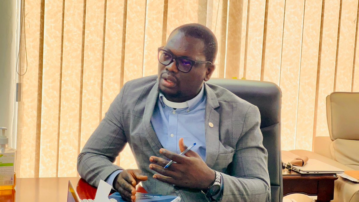 Diamond Suma πΈπ± (@diamondsuma) on Twitter photo Met with Speaker Rt. Hon. Solomon S. Thomas of <a href="/RSL_Parliament/">Parliament of Sierra Leone</a> today to discuss Parliament's 2025 agenda & share updates on <a href="/WFD_SierraLeone/">WFD Sierra Leone</a> 's progress. Excited about deepening collaboration to strengthen Sierra Leone's democracy! #Leadership #DemocracyInAction Met with Speaker Rt. Hon. Solomon S. Thomas of <a href="/RSL_Parliament/">Parliament of Sierra Leone</a> today to discuss Parliament's 2025 agenda & share updates on <a href="/WFD_SierraLeone/">WFD Sierra Leone</a> 's progress. Excited about deepening collaboration to strengthen Sierra Leone's democracy! #Leadership #DemocracyInAction