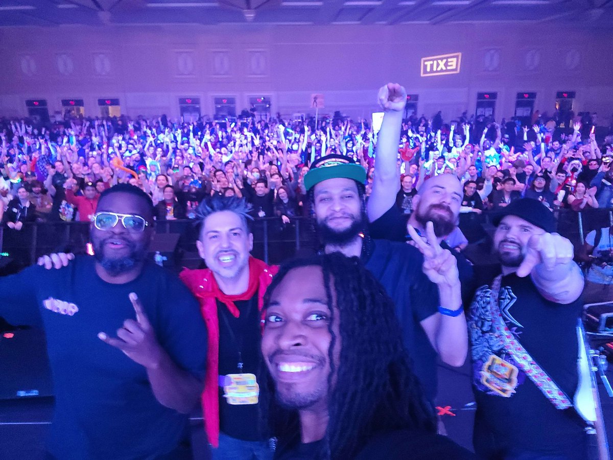 My first <a href="/MAGFest/">MAGFest</a> experience was a blast, it was a real privilege to share the stage with all these legends (<a href="/TeeLopes/">Tee Lopes</a>, <a href="/YKelliebrew/">Yusef Kelliebrew</a>, <a href="/ParabellumRaps/">Viewtiful Moe</a>, <a href="/AntonMCorazza/">Free Kilmar</a> and <a href="/MegaRan/">Mega Ran</a>) to perform for you all! 

Thanks to all of you all for making me feel so welcome! 😃