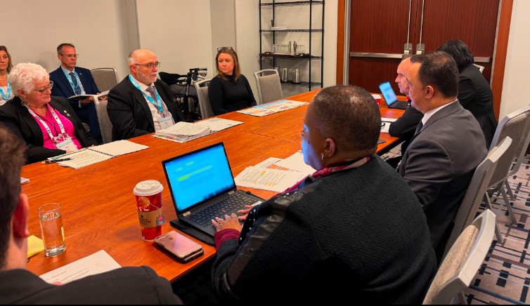 FCS_Renfrew's tweet photo. A heartfelt thanks to Warden Peter Emon and the entire team at #CountyofRenfrew, as well as the #CityofPembroke for supporting #FCSRC through the County's recent delegation with the Honourable #MichaelParsa at #ROMA2025! https://t.co/gkomkj2uNe