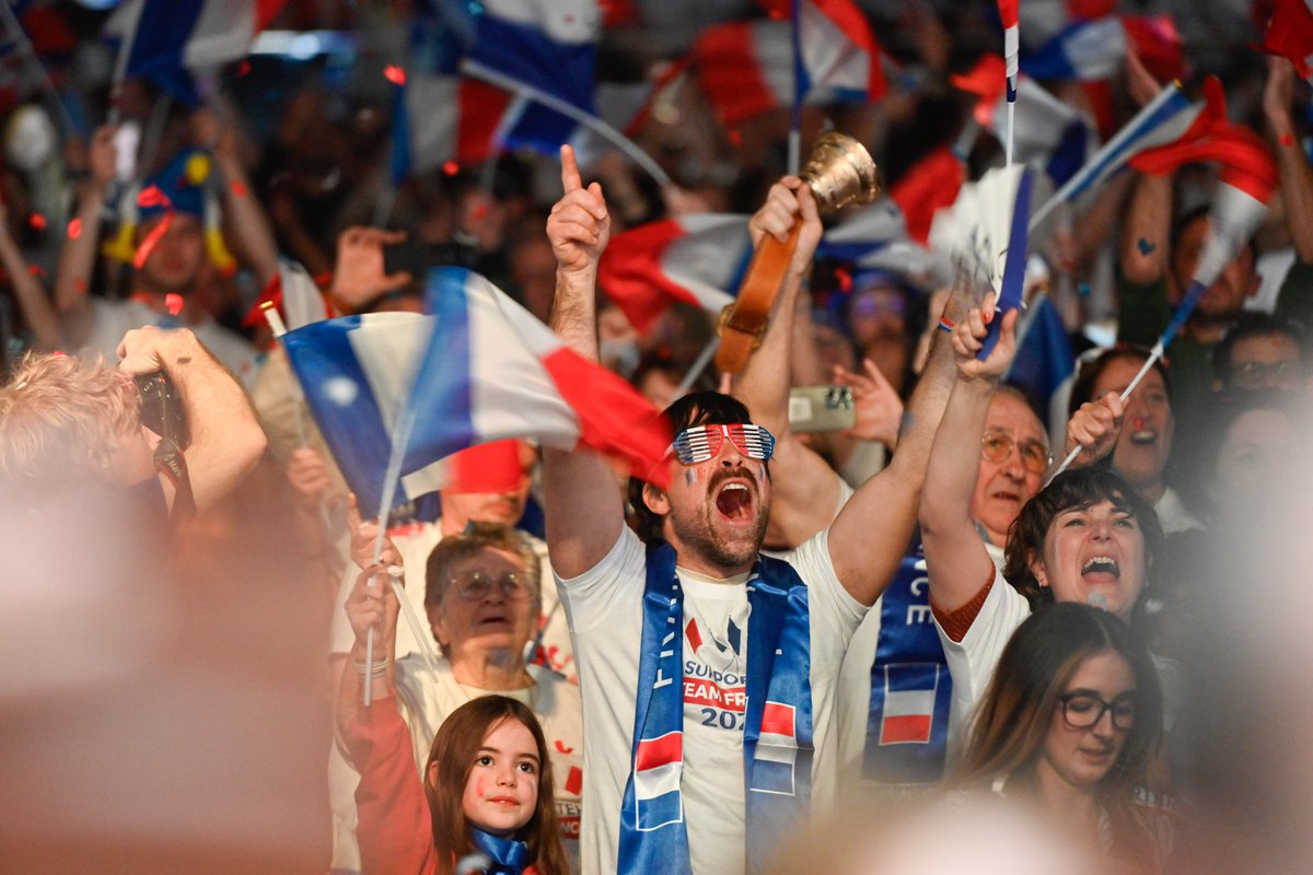 Cocorico ! 🇫🇷
30 ans après Régis Marcon, Paul Marcon et la team France remportent le Bocuse d'or 2025 🏆
Bravo à notre champion altiligérien. La Région, fière de soutenir ses champions de la gastronomie !