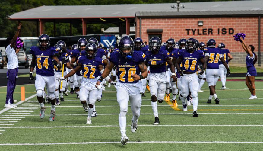 Antione Eakins, Jr (@ajeakins1_) on Twitter photo #AGTG Blessed to receive my first offer from the University of Texas College! <a href="/Coach_Jthornton/">Javian Thornton</a> <a href="/_coachcotto/">Coach Cotton</a> <a href="/CoachBHardee/">Coach Hardee</a> <a href="/BUSHHS_FOOTBALL/">FB Bush Football</a> #AGTG Blessed to receive my first offer from the University of Texas College! <a href="/Coach_Jthornton/">Javian Thornton</a> <a href="/_coachcotto/">Coach Cotton</a> <a href="/CoachBHardee/">Coach Hardee</a> <a href="/BUSHHS_FOOTBALL/">FB Bush Football</a>