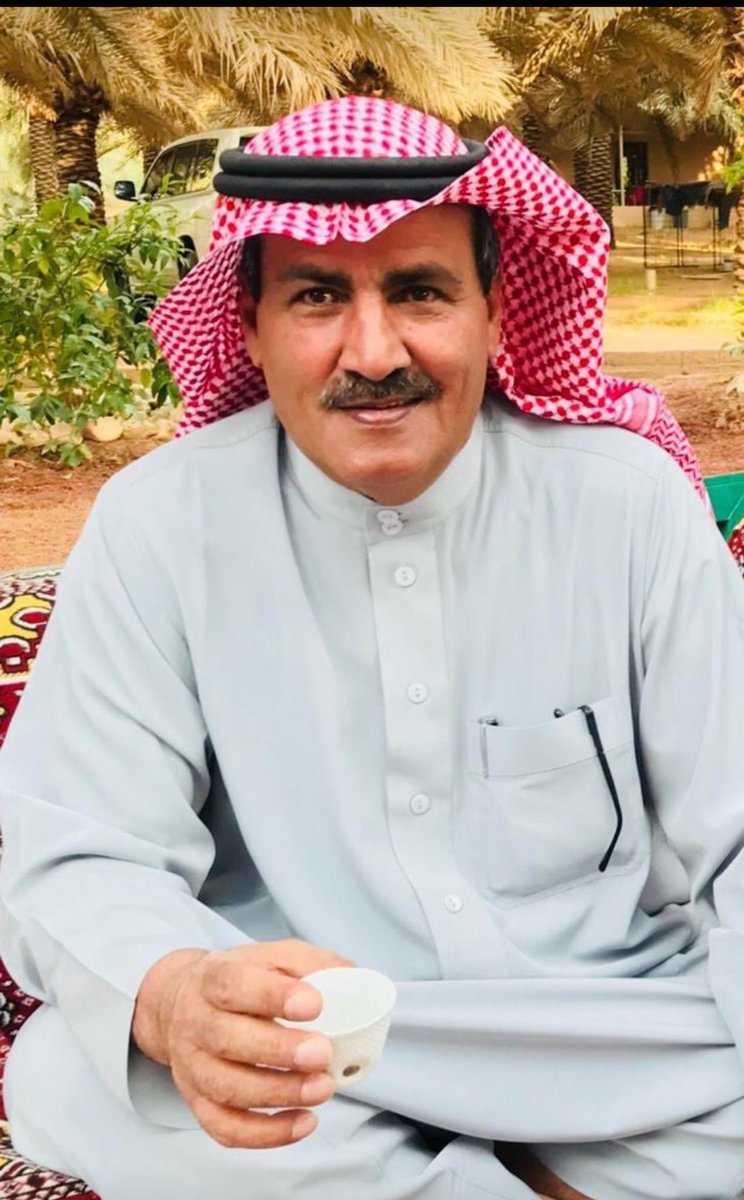 ( إنا لله وإنا إليه راجعون )
بقلوب مؤمنة بقضاء اللّٰه وقدره أنتقل إلى رحمة اللّٰه تعالى عبد العزيز عقلاء العقلاء أسال اللّٰه أن يتغمده بواسع رحمته ويغفر له ويجعل ما أصابه تكفير وأجر ورفعة في الدرجات ونسأل اللّٰه العلي القدير أن يسكنه فسيح جناته، وأن يلهم أهله وذويه الصبر والسلوان