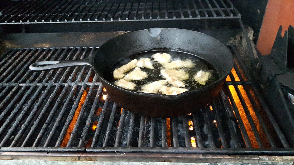HoboCook's tweet image. Winter fish fry on the BBQ with the chicken fryer!
-
#deepfrying #fish #winter #onthebbq #hobocook