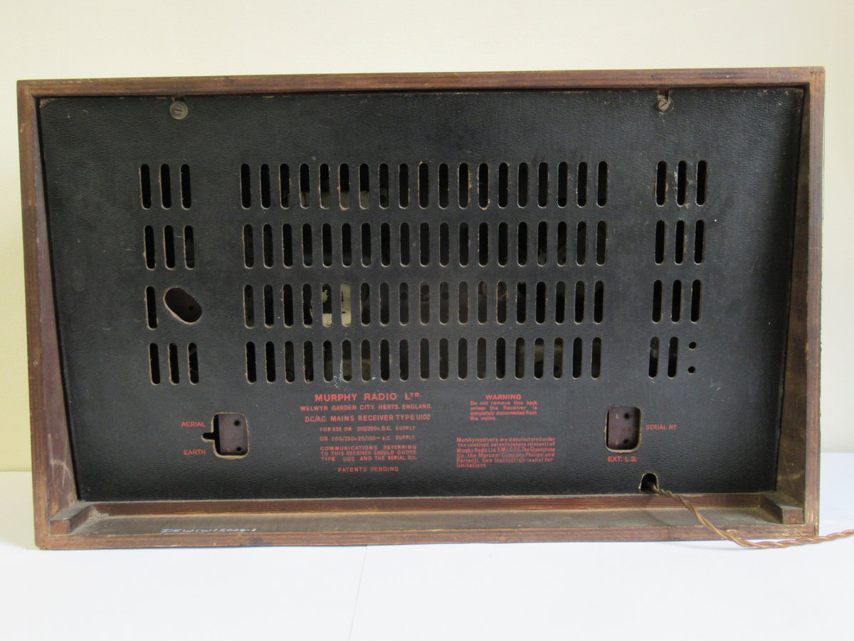 Wireless in Wales: Murphy U102A. This radio is part of the 1946 release of radios from Murphy. It is designed to work from AC or DC mains supplies.