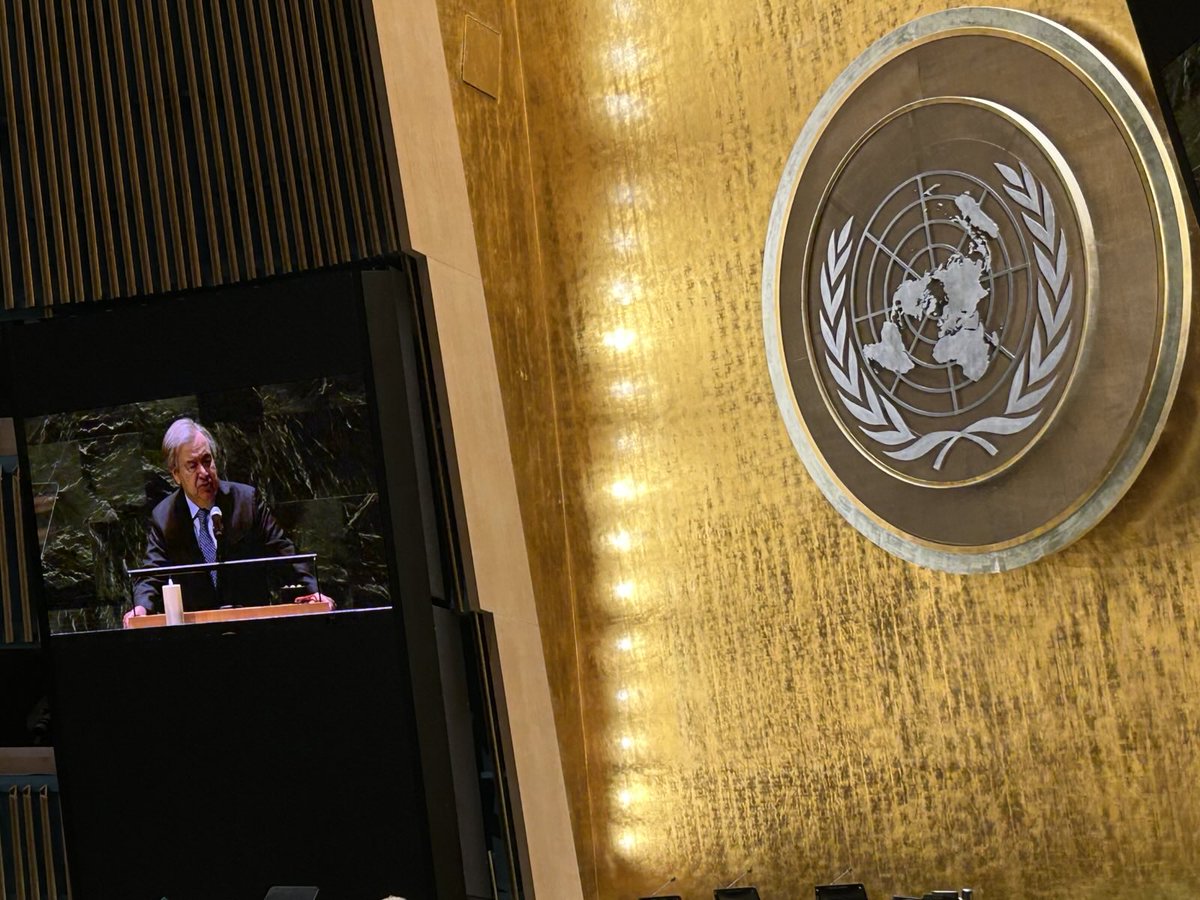 By commemorating the victims of the Holocaust, we are also reminded of our duty to prevent genocide and crimes against humanity from reoccurring. To do so, we need continue to fight impunity, strengthen international criminal justice and combat antisemitism &amp; all forms of hatred.