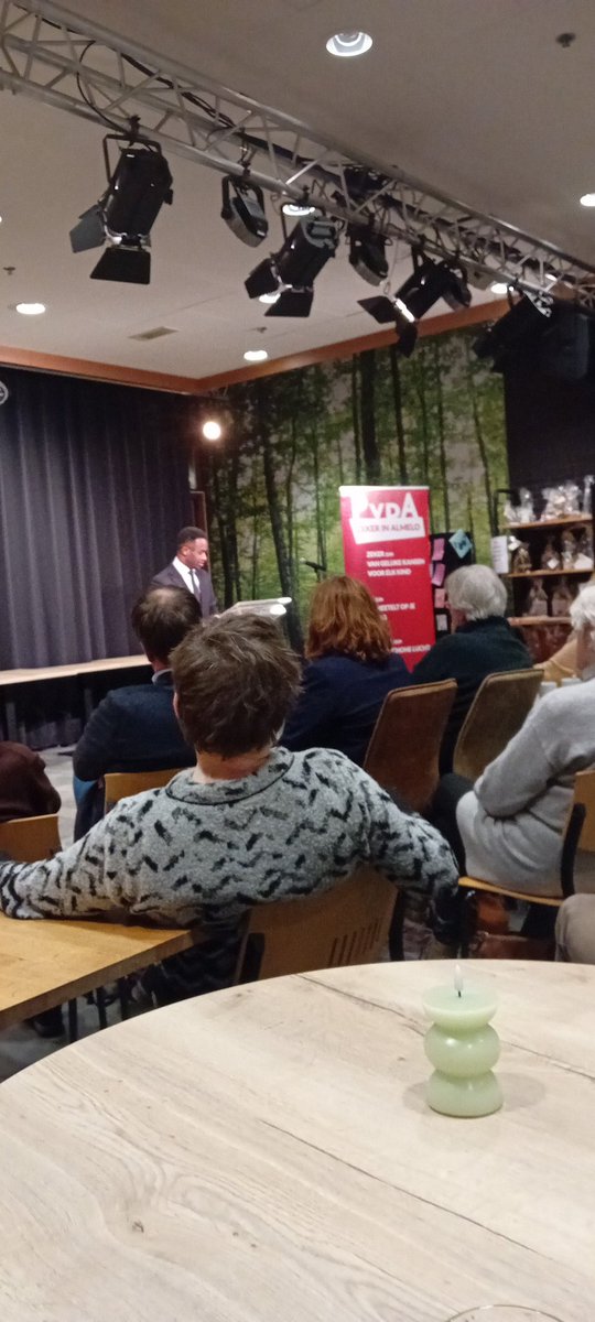 Habtamu de Hoop in Almelo. Herman Hoften lezing! Een kanjer Kamerlid voor <a href="/PvdA/">Partij van de Arbeid</a> <a href="/groenlinks/">GroenLinks</a>