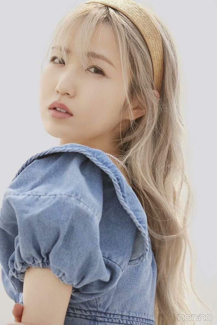 category is Japanese it girl of each generation

3rd gen: sana 
4th gen: sakura 
5th gen: hitomi