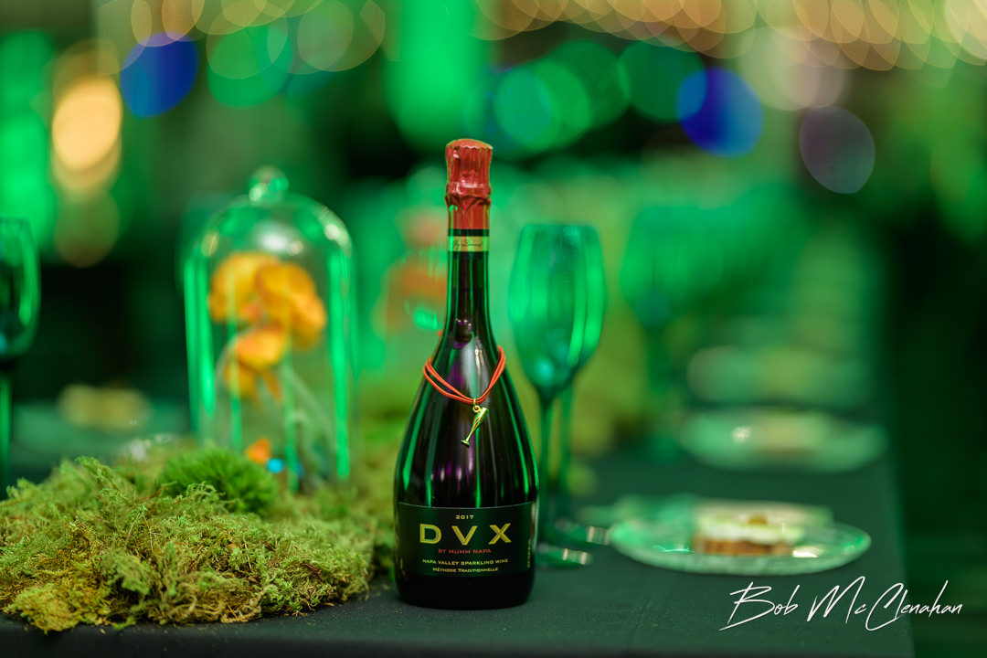 BobMc's tweet photo. Last month, Mumm held a secret party for the cast and crew of Wicked. They had a Wicked balloon, pink and green themed tastings, and lots of delicious bubbles. https://t.co/UDyZE0IGBR
