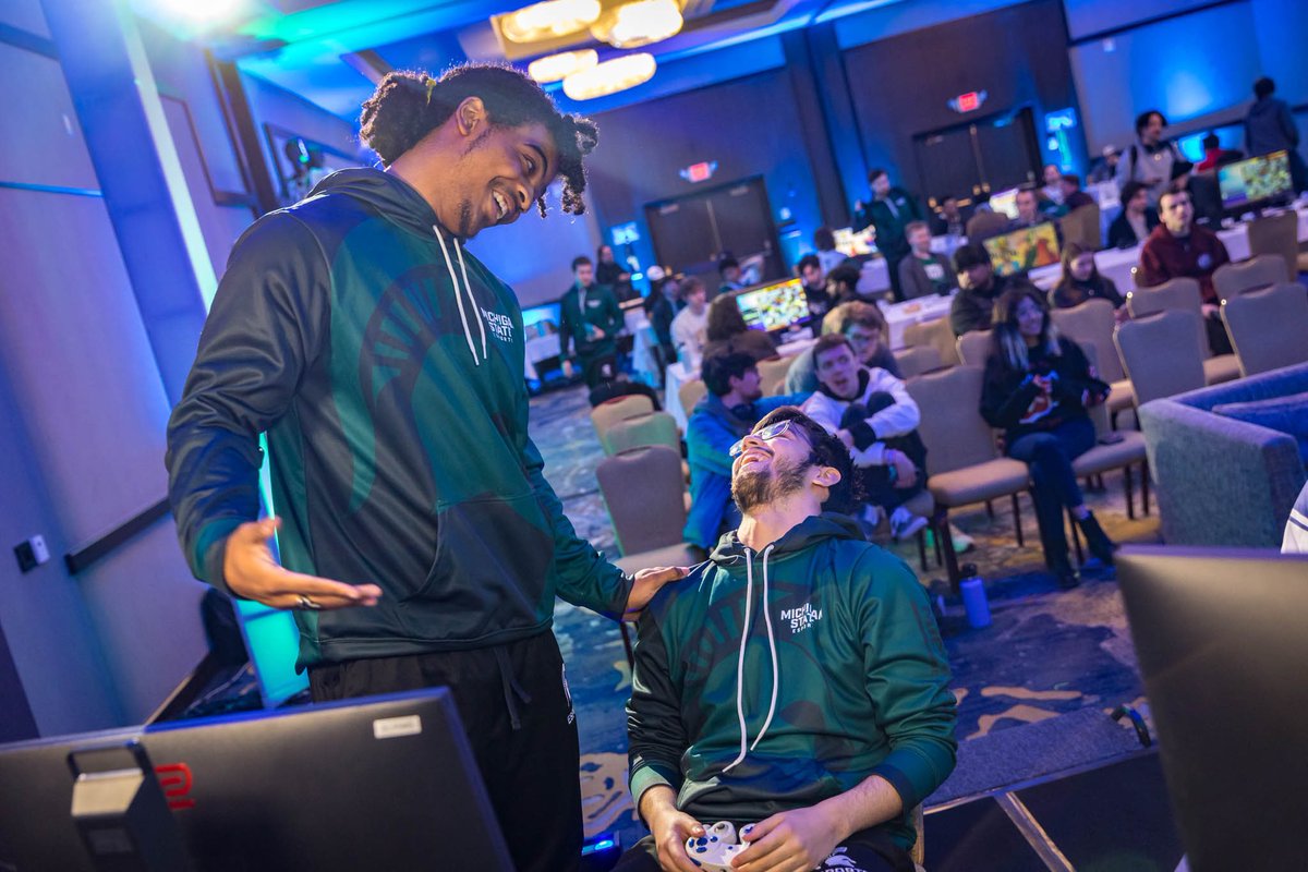 MediaByKJM's tweet photo. I think I still have some flight vouchers from years ago I might have to take a "vacation" down South 📸

If any challengers teams want to get some photo work done, let's get in contact 🤝🏼 https://t.co/OP5UeQJaAz