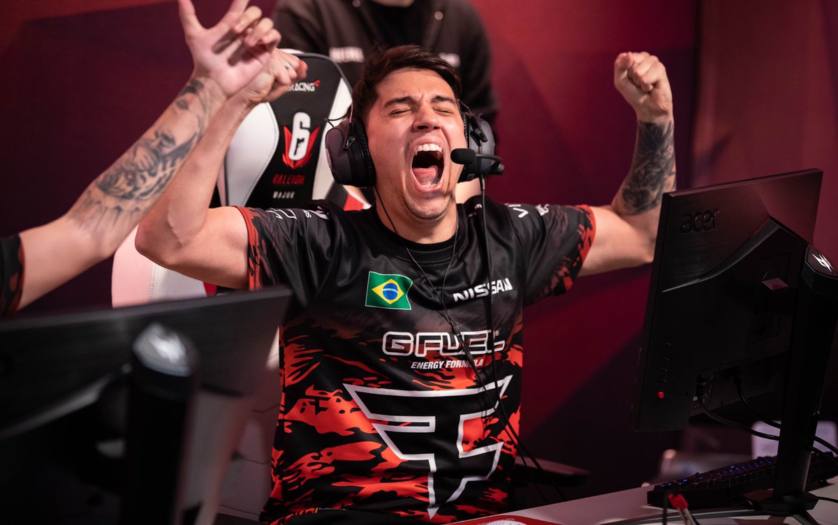 MediaByKJM's tweet photo. I think I still have some flight vouchers from years ago I might have to take a "vacation" down South 📸

If any challengers teams want to get some photo work done, let's get in contact 🤝🏼 https://t.co/OP5UeQJaAz