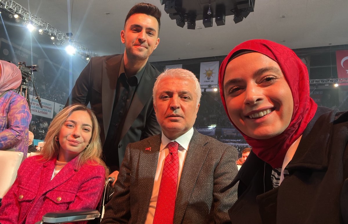 AK Parti Genel Merkez Gençlik Kolları 7. Olağan Kongresi'nde MKYK üyesi olarak seçilen kıymetli arkadaşım , yoldaşımı tebrik ediyorum 😇

<a href="/aysenur_gokk/">Ayşenur Gök</a>