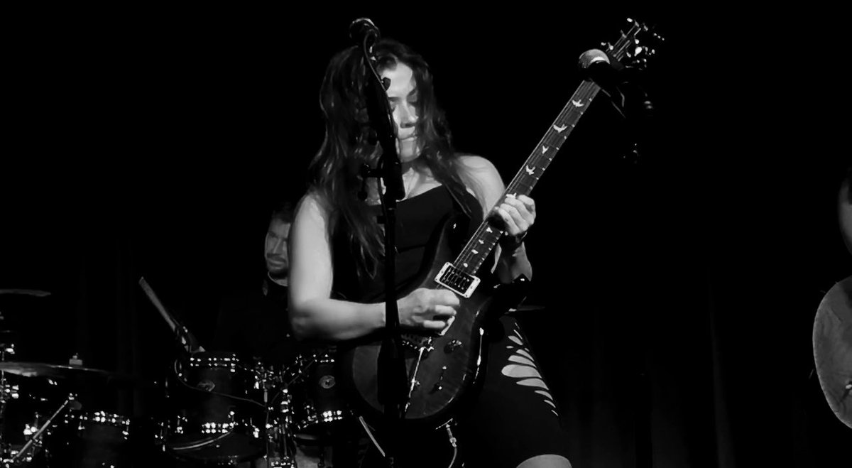 meliamaccarone's tweet photo. New Album #FERAL out now! #Meliarocks #Melia #newmusic #PRS #PRSguitars #Album #independentartist #guitarist #leadguitar #singer #songwriter https://t.co/x7SSJ3ygYv