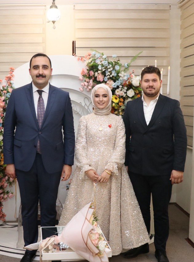 AK Parti Genel Merkez Gençlik Kolları 7. Olağan Kongresi'nde MKYK üyesi olarak seçilen kıymetli arkadaşım <a href="/OMERFARUKDEMREL/">Ömer Faruk Demirel</a> ‘ i tebrik ediyorum .