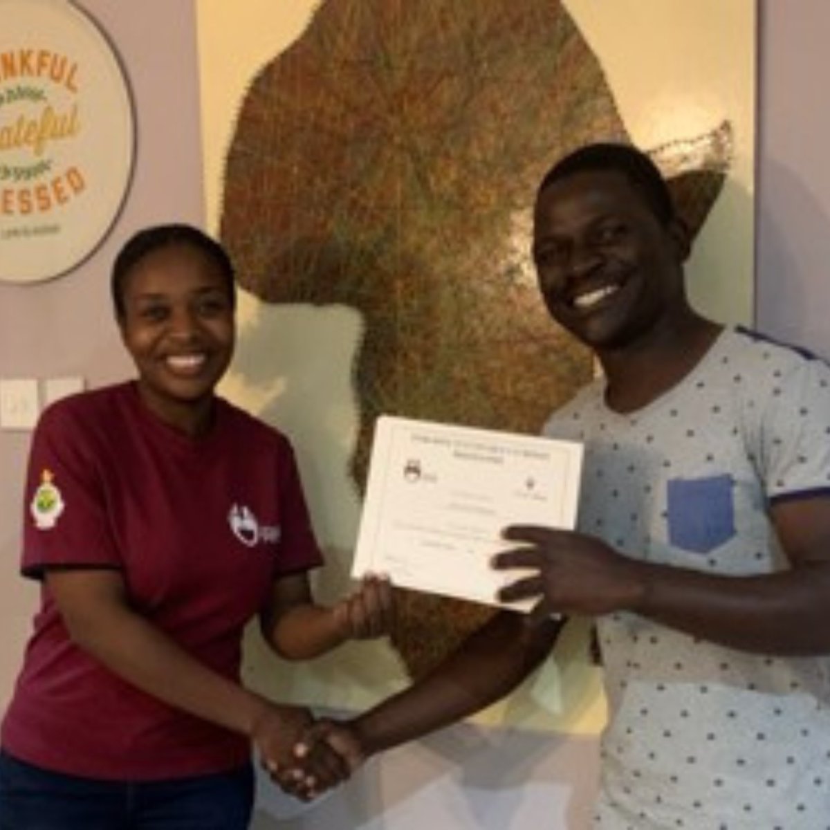 MiracleFeet tweet media