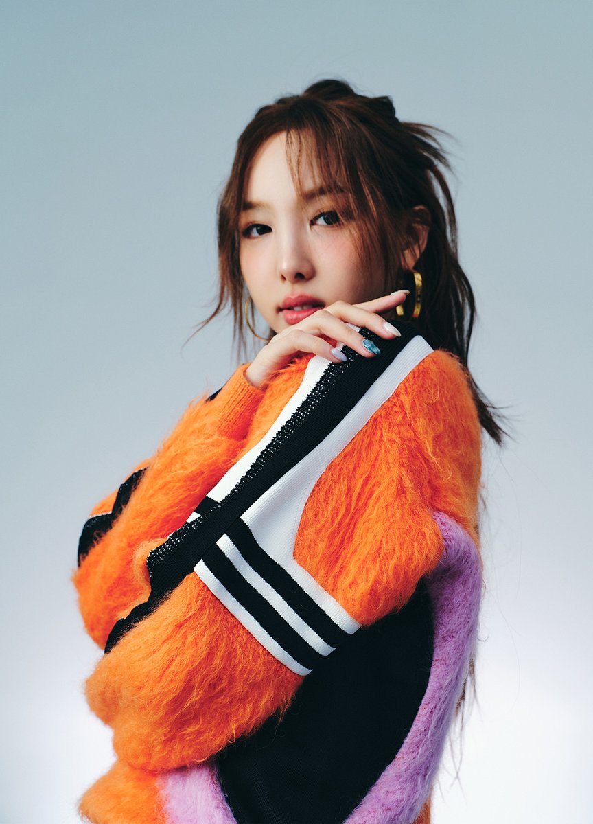 tmrwmag's tweet photo. As part of our wall-to-wall NAYEON coverage, here's Victoria Costner's detailed review of NA:
https://t.co/KN1xnaz7GA

The NAYEON Special Edition is on sale now:
https://t.co/Csfw5pOh9H

#kpop #TWICE #NAYEON #nayeontwice #twicenayeon #onces https://t.co/WSlWAzwmZF