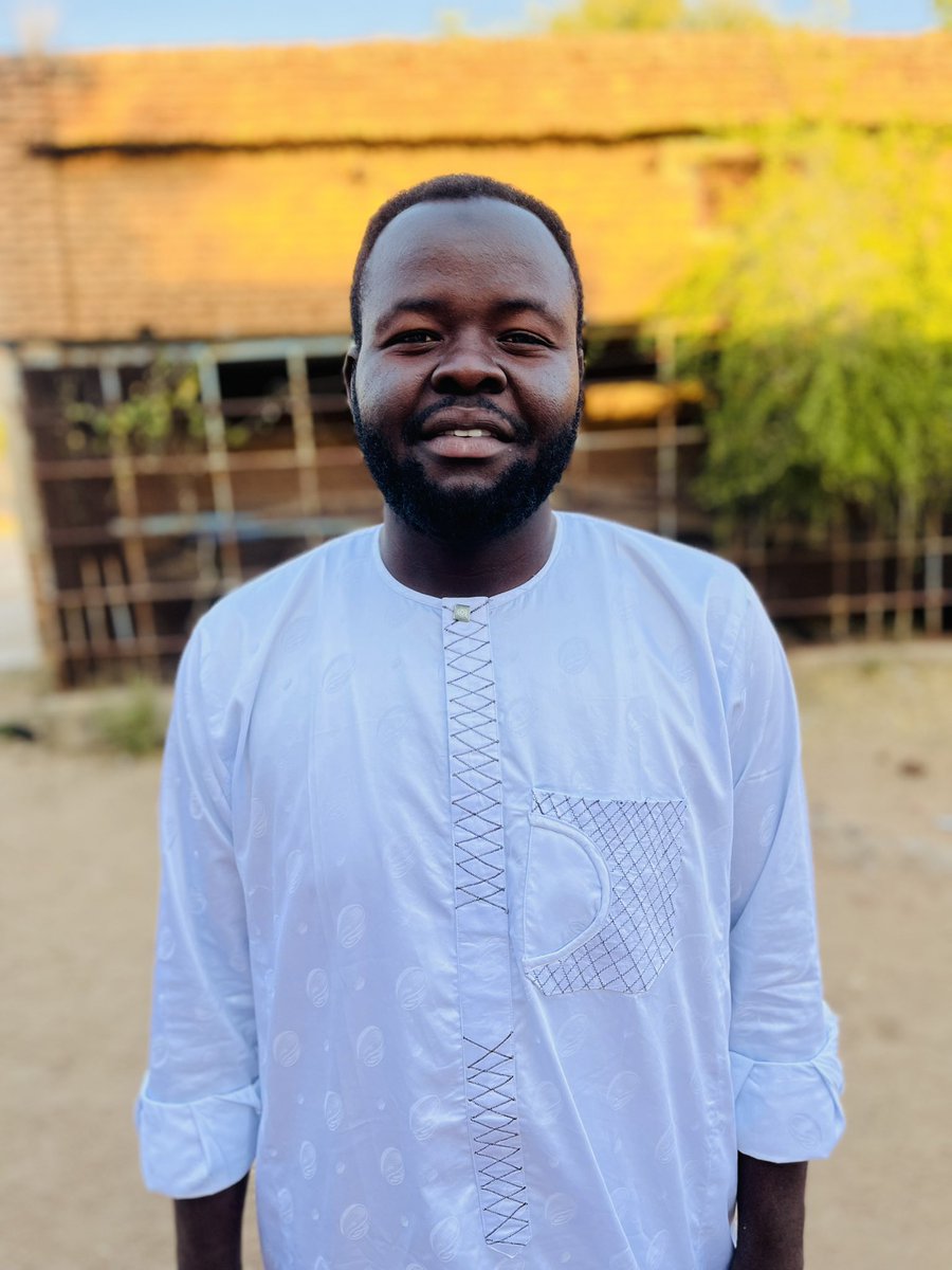 سنصيرُ شعباً , إن أَردنا , حين نعلم أَننا لسنا ملائكةً , وأَنَّ
الشرَّ ليس من اختصاص الآخرينْ