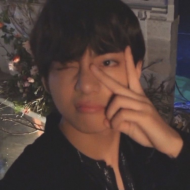 Kiwi IS SEEING BTS YAYYY✿ tweet media