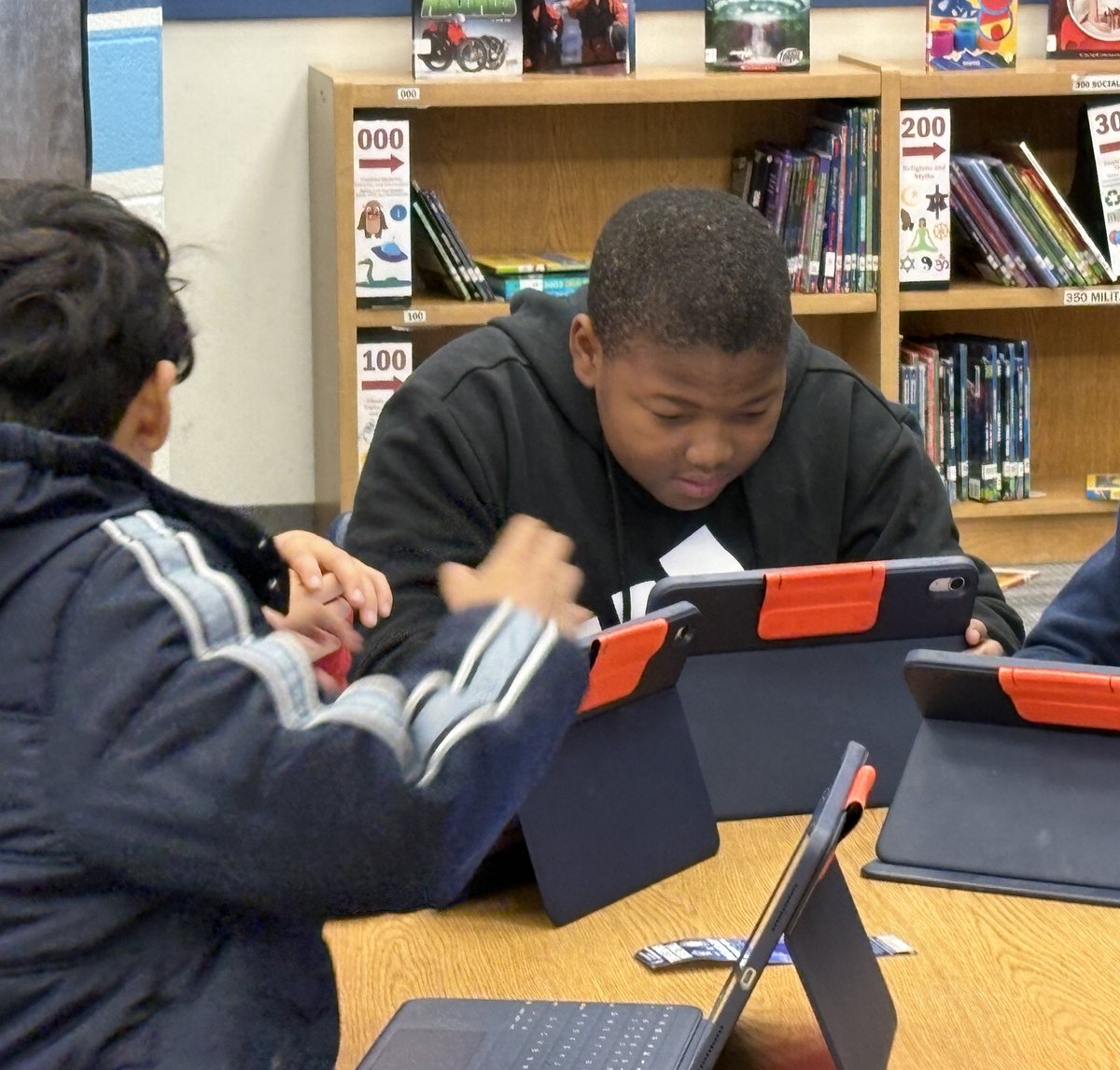 右サイドの星_17⚽ tweet media