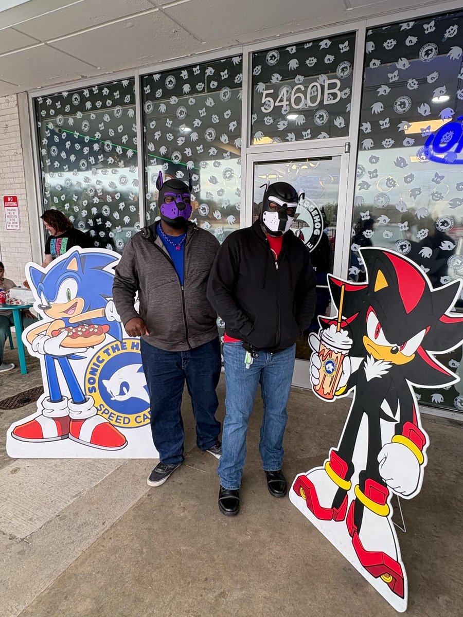 TheBlackHowlers's tweet photo. The Black Howlers attended the Sonic Cafe that they had going on in Atlanta 😁. We are nerdy pups too 🤸🏿‍♂️✨

#TheBlackHowlers https://t.co/K3ttBc8ogn