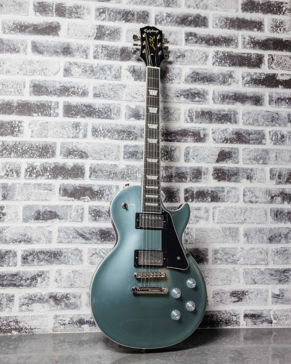 GibsonGarage's tweet photo. 🚨Gibson Garage Guitar of the Week🚨

Epiphone Les Paul Modern Faded in Pelham Blue.

You never know what treasure you'll find at the Gibson Garage Nashville. Stop by to shop and play.

#epiphone #gibsongarage #guitaroftheweek #lespaul https://t.co/VBNl5pjy3k