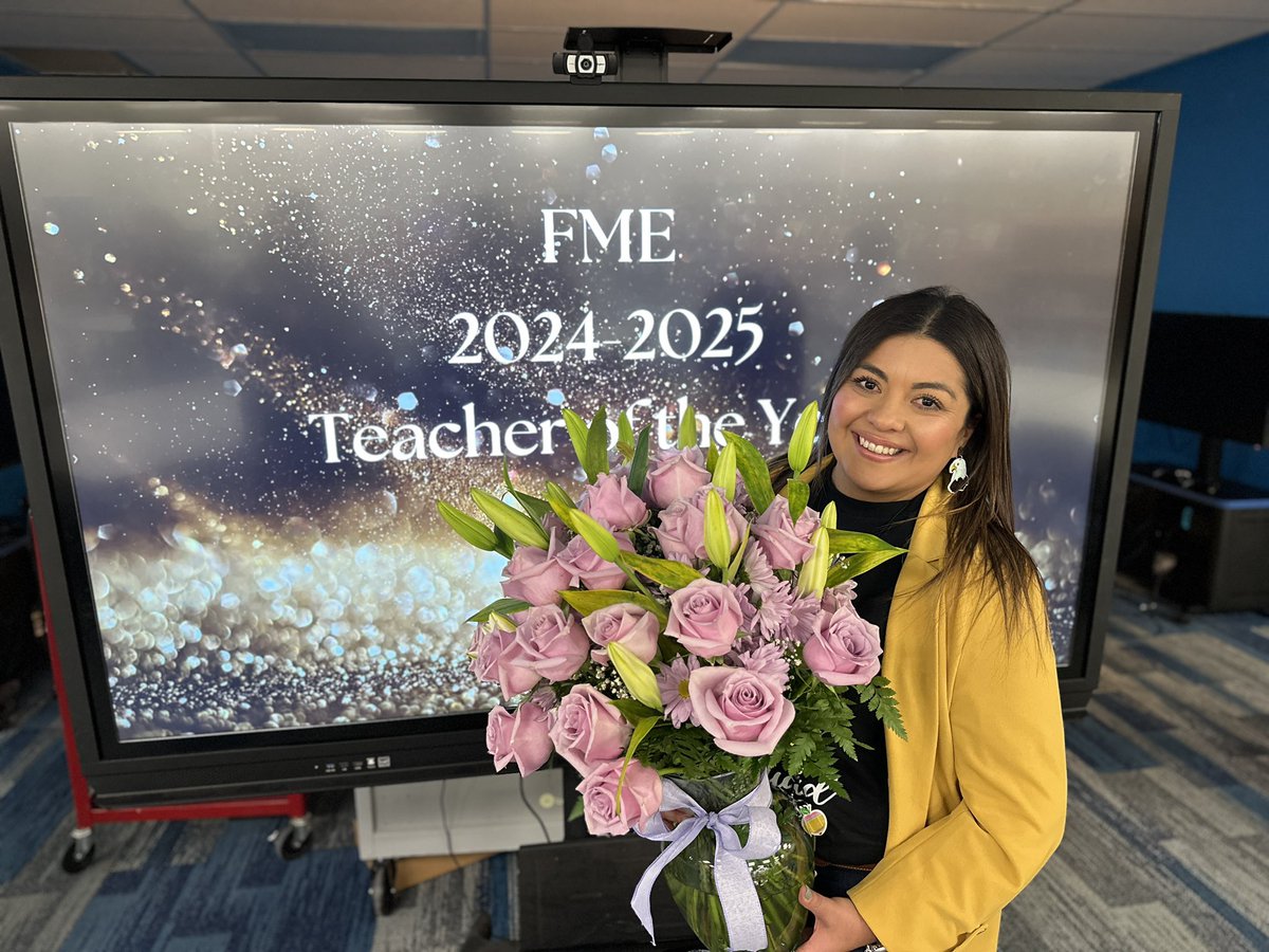 Congrats to <a href="/MsArlene14/">Arlene 🩷</a> Mrs Ochoa on being named FME’s Teacher of the Year!